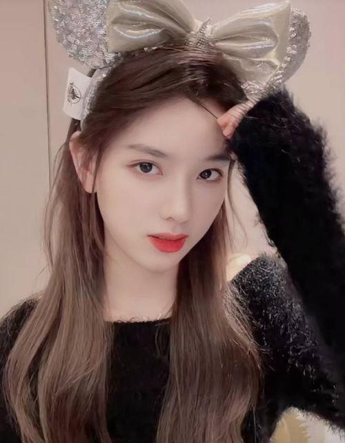 井陉女网红,从田间地头到网络红人的蜕变之路