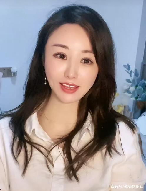 女网红说明星,明星背后的真实生活