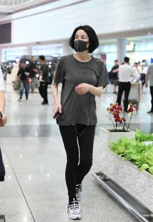 明星穿紧身裤的亮点,紧身裤勾勒曼妙身姿，尽显时尚魅力